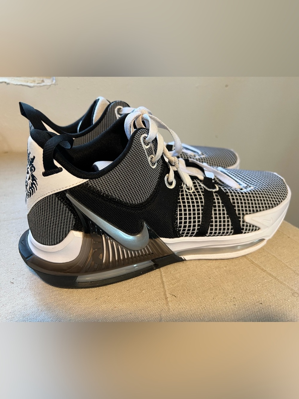 Nike Men’s shoes  Black and White Mesh Athletic Sneakers Size 14